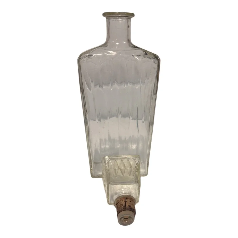 Vintage Clear Glass Spearpoint Liquor‎ Decanter Square Stopper Ribbed Diamond